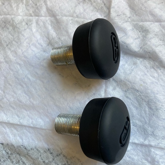 Riedell PowerDyne Adjustable Toe Stop (Pair) - Picture 12 of 13